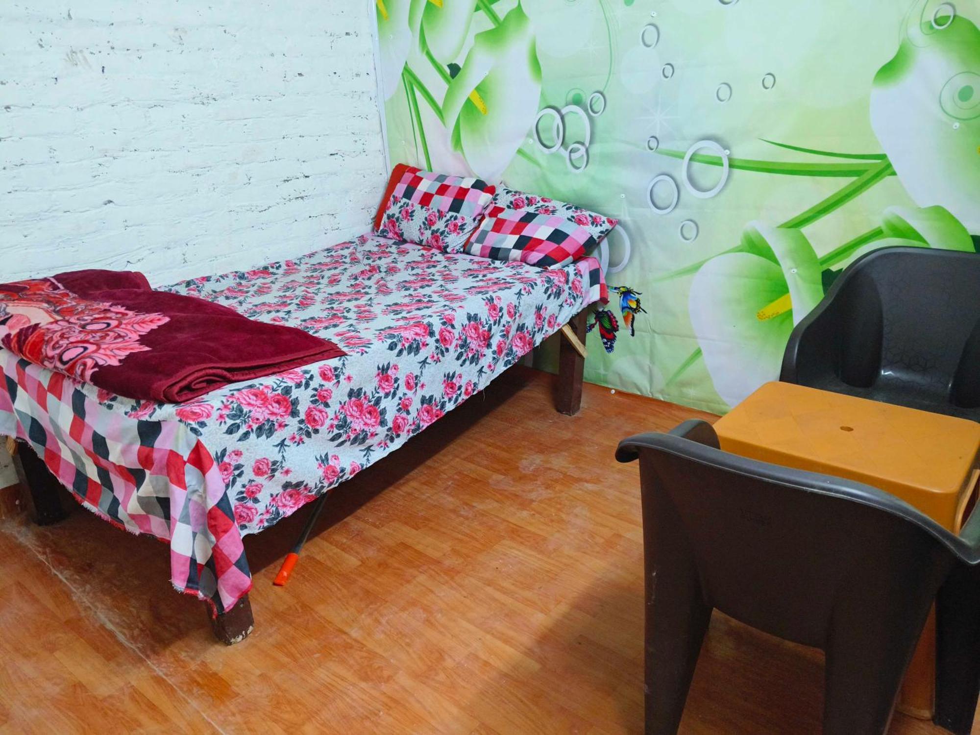 Bela Pratapgarh Hotel O Dheeraj Residency מראה חיצוני תמונה
